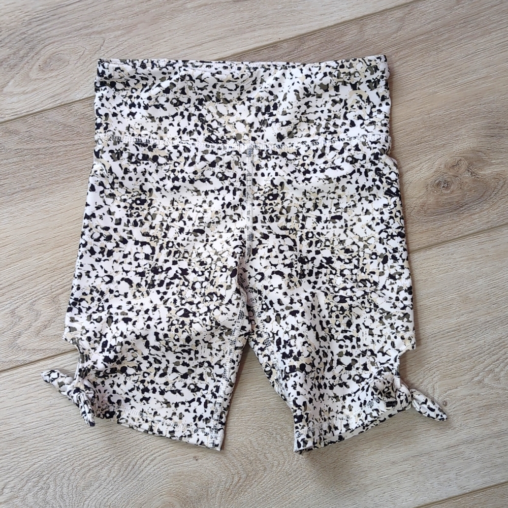 Old Navy active sports girls power shorts
